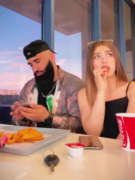 Protect food over phone prank #coupleschallenge #fyp #usa #foryoupage #coupleprank 
