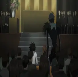 L (Эл) — это главный детектив в аниме и манге Death Note. Он: 	•	гениальный, но эксцентричный сыщик 	•	работает анонимно и скрывает своё лицо 	•	расследует дело серийного убийцы Киры 	•	главный противник Light Yagami Известен своей необычной манерой сидеть, любовью к сладкому и крайне высоким интеллектом. #L #llawliet #deathnote #imL #viral