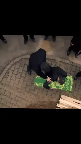Mamoş mezarlık sahnesi #kurtlarvadisipusu #polatalemdar #memati #mamoş #keşfet 
