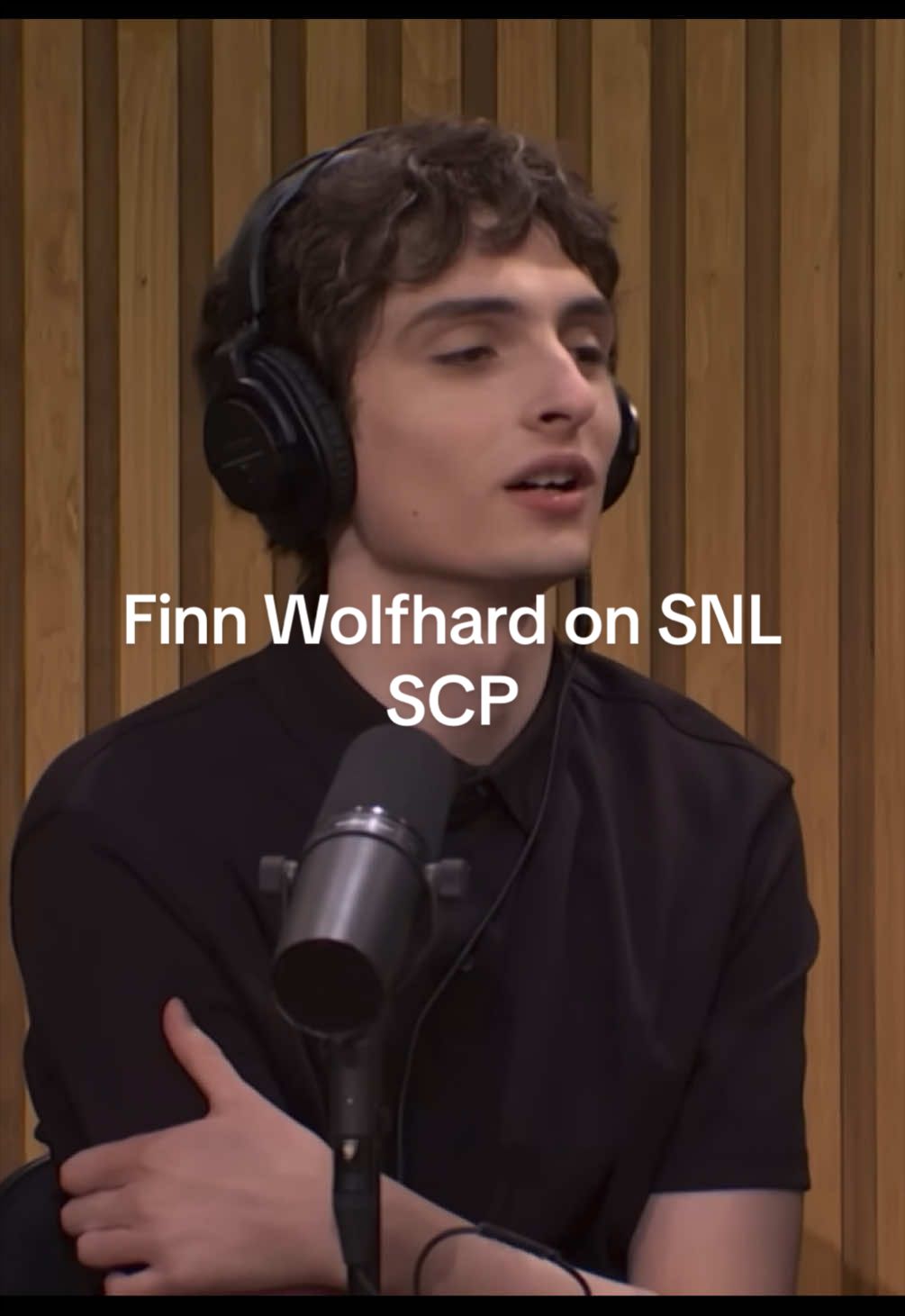 finn wolfhard on snl scenepack || give creds ;)|| #foryou #scenepack #xyzbca #scp #finnwolfhard [finn wolfhard, edit, scenepack, snl, videostar]