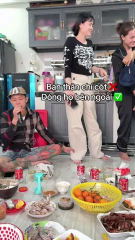 Cô cậu cháu chơi chung cũng 20 mấy năm rồi 😂😂 #giadinh #mientay #68kiengiang #xuhướng #viral 