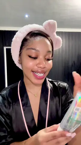 Cleanse and glow in one step! Get your Garnier Even & Bright serum cleanser and see the difference. ✨ #Garnierza #garnierskin #garnierpartner #vitaminc #serumcleanser  @Garnier_SA 