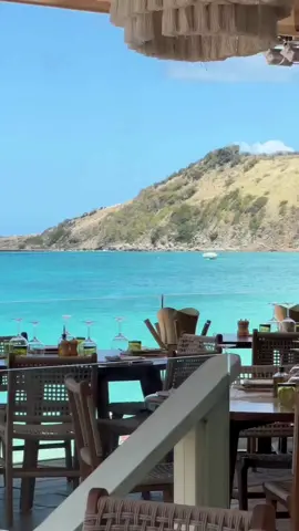 This is your sign to book your table for lunch… 👀 #islandlife #views #fyp #caribbean #saintmartin 