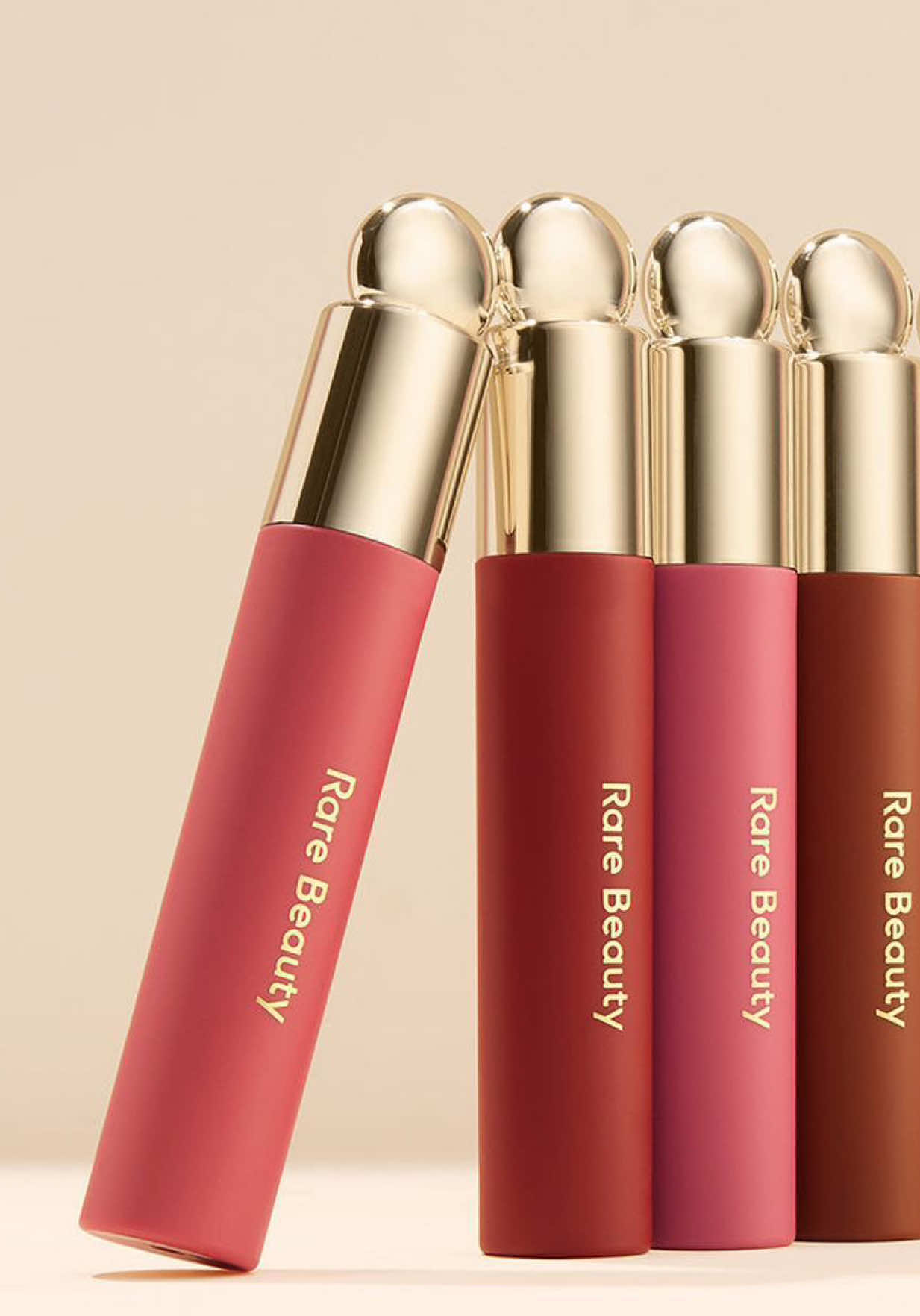 that's 8 SHADES (!!!) which 2 shades are u choosing? 👀 #rarebeauty #rarebeautylipoil #softpinch #lipstain 