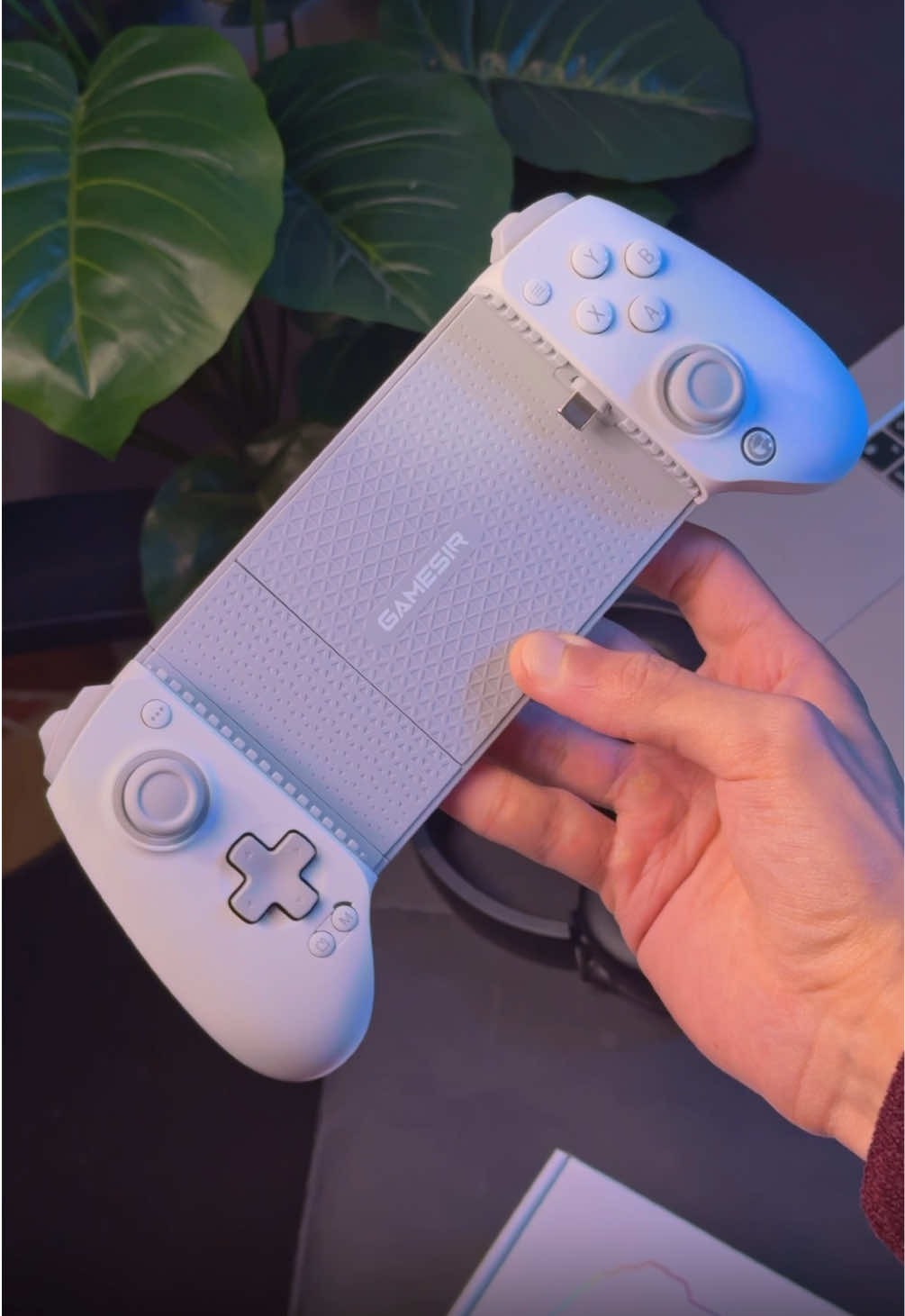 لو هتلعب العب صح🤩🔥| GameSir MFI G8+ Controller  #fyp 