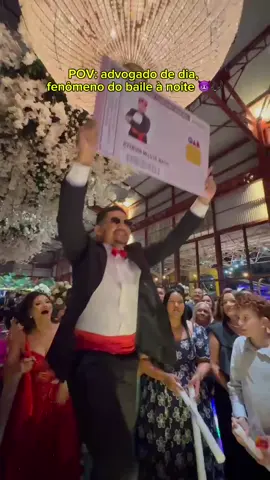 ELE ENTREGOU MUITO NESSA FORMATURA 😂👏👏 Formado: @Jeferson Melo #theusnobeat #formatura #direito #advogado #remix 