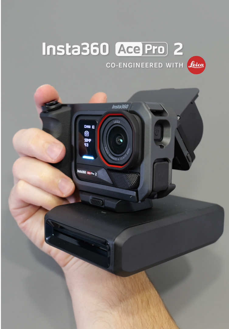 Unboxing the Insta360 Ace Pro 2 Flash Print Bundle. This setup makes shooting way more fun. With the Xplorer Grip Pro Kit and the Pocket Printer, you can capture, print, and share your moments on the spot. Real moments, in your hands! What’s included: - Insta360 Ace Pro 2 camera - 2× batteries - Standard mount - Wind guard + extra mic cover - Xplorer Grip Pro - Flip screen hood - Pocket Bluetooth photo printer - Carrying bag (case) **Where to buy: https://amzn.to/4uVHThy Affiliate link - I earn a small commission, no extra cost to you. @insta360 official  #Insta360Acepro2 #Actioncamera