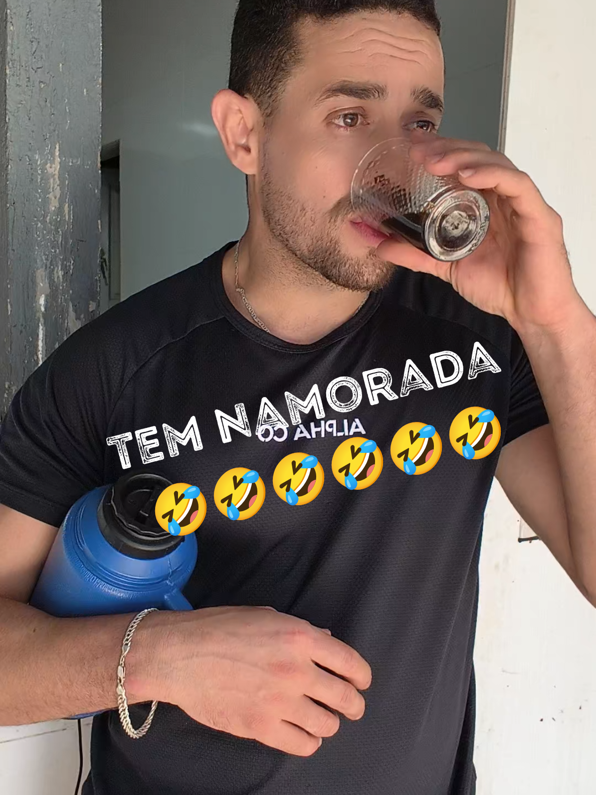 tem namorada 🤣🤣🤣🤣 #diversaotiktok #fyyyyyyyyyyyyyyyy #videosengracados #boradedueto #dublagems 