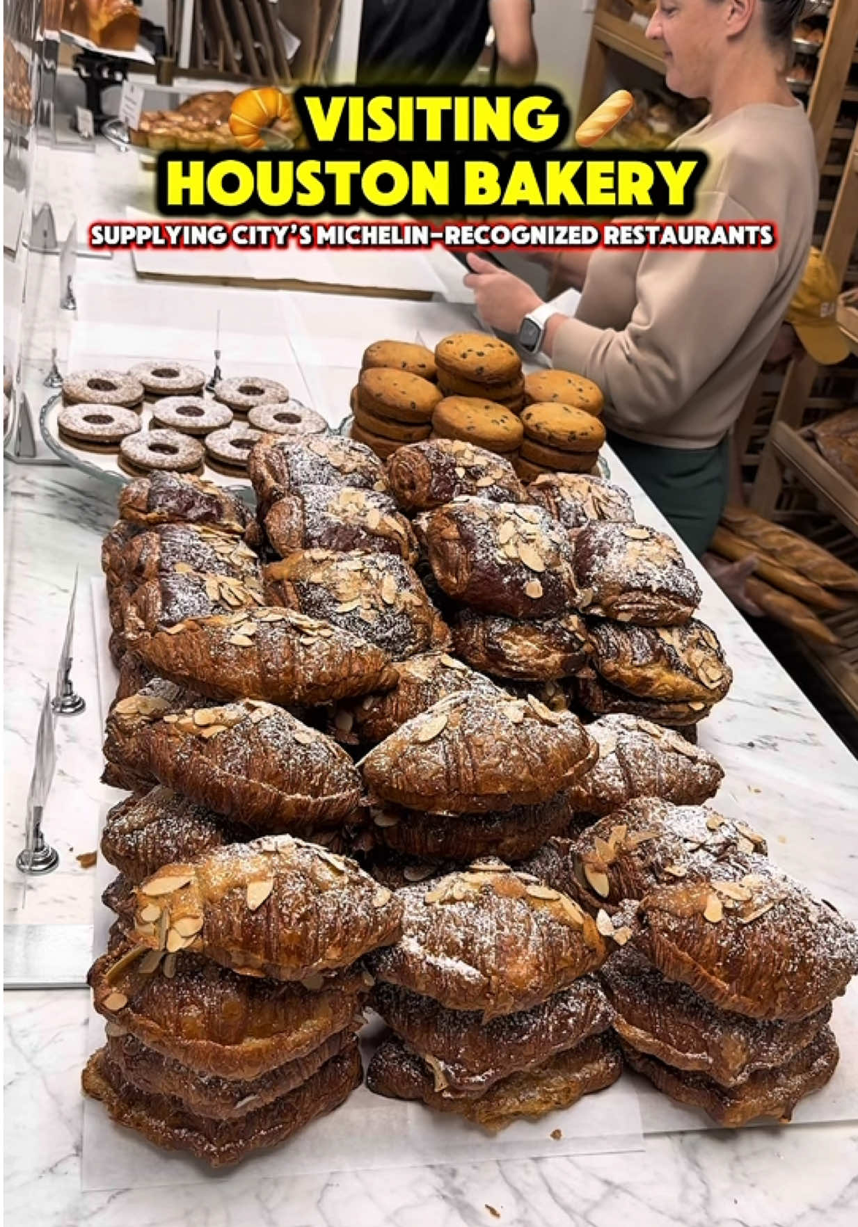 This Houston’s bakery is quietly supplying some of the city’s Michelin-recognized restaurants. Magnol French Baking was founded in 2019 by a globally trained pastry chef with experience at spots like the Ritz-Carlton and Burj Al Arab, and it shows in every single bite. The croissants are exactly what you want—deep golden, perfectly layered, and when you open them up, you get that airy honeycomb interior. Light, buttery, and never greasy. Everything here feels intentional. No shortcuts, no over-the-top sweetness—just really well-executed French pastries. #houstontexas #houstonbaker #houstonbakery #houstonfood 