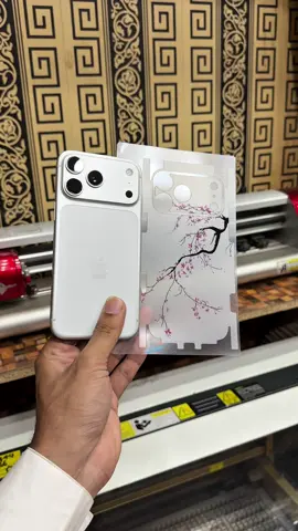 Iphone 17 pro max wrapped on 3d transparent skin.All mobile devices bladefree cutting available now.#elsadesign #iphone17promax #fskinz #like #fyp 