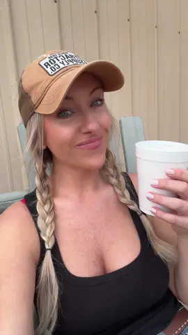 Coffee convo with Kell 🐓✌🏼 #fyp #farmlife #countrygirl #letstalk  #rant 