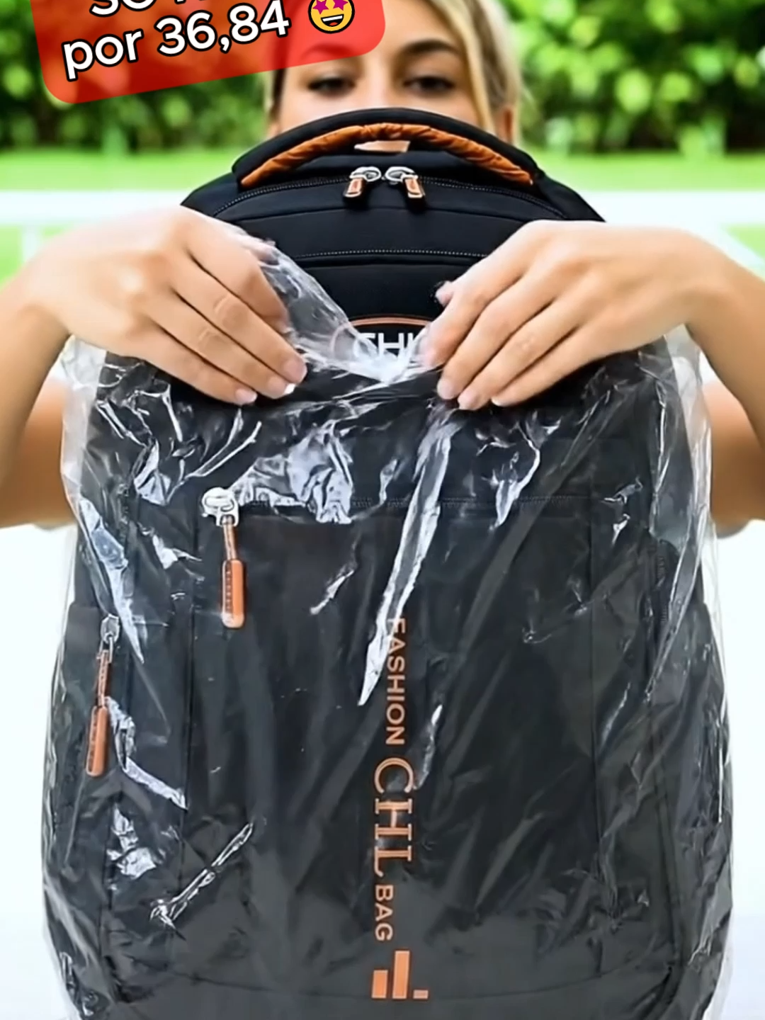 Mochila impermeável, grande e reforçada para sua rotina diária. Tem várias cores e serve para Homem e Mulher. #mochila #bolsa #mala #escola #trabalho (84)