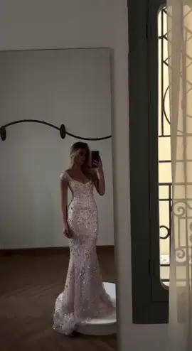 👗✨ بوتيك المها – فساتين العيد والأفراح ✨👗 استقبلي عيد الفطر بأجمل الإطلالات مع تشكيلة مميزة من فساتين العيد والأفراح في بوتيك المها، بتصاميم أنيقة تناسب كل الأذواق. نوفر فساتين راقية تجمع بين الفخامة والذوق العصري عشان تكون إطلالتك في العيد مختلفة ومميزة. تشكيلتنا تشمل: 🌸 فساتين العيد الأنيقة 💃 فساتين سهرات وأفراح ✨ تصاميم عصرية وخامات فاخرة 🎉 متوفر عروض خاصة بمناسبة عيد الفطر لفترة محدودة. تألقي في العيد بإطلالة تخطف الأنظار ✨ #عيد_الفطر #عروض_العيد #بوتيك_المها #فساتين_العيد #فساتين_سهرة