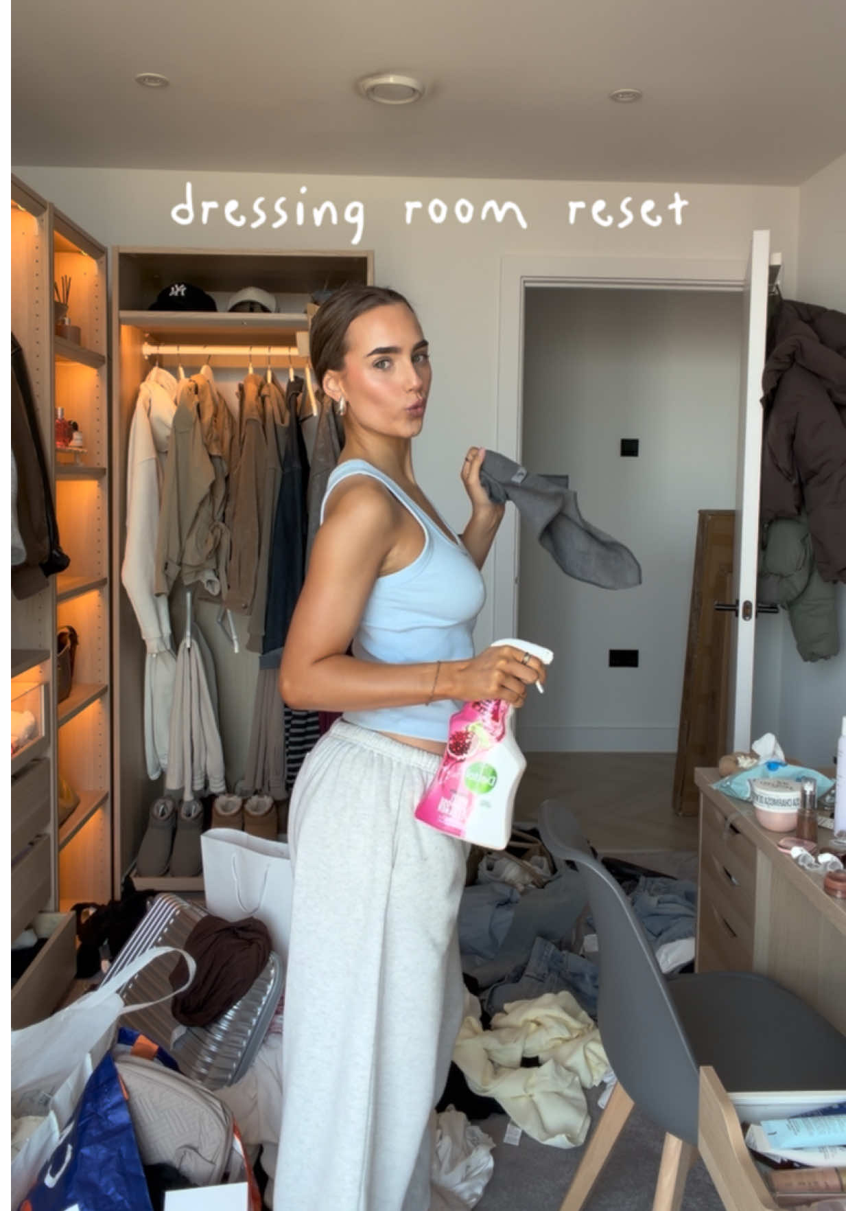 clean and reset my dressing room with me (again) 😭⭐️ can you tell i’m packing to go travelling??? #resetwithme #cleanwithme #dressingroom #cleaningtok #resetroutine 