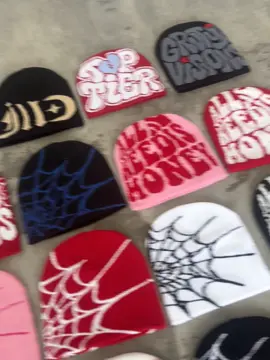 separa el tuyo al DM. envíos a todo el Perú 🇵🇪 20 la unidad 3x50 ##fyp##peru##y2k##streetwear##beanies