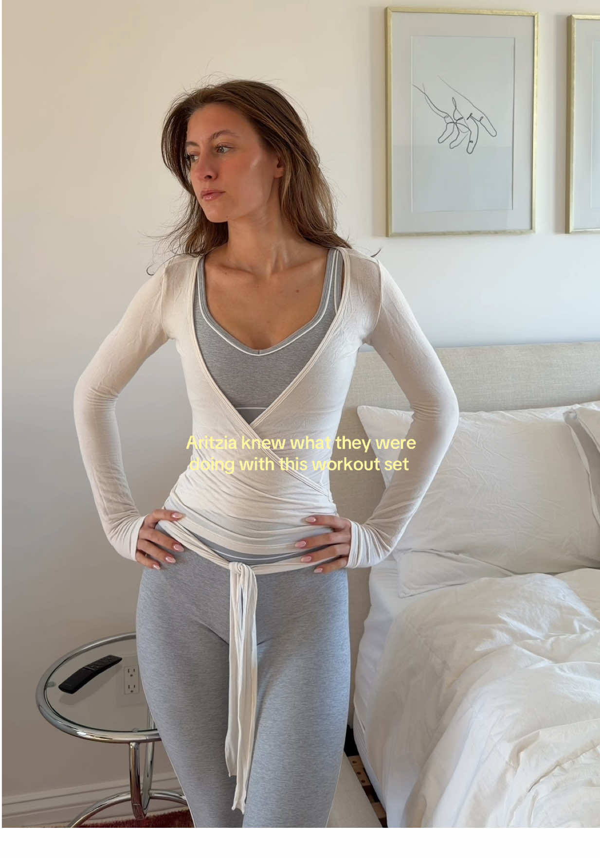 I love a good matching set @Aritzia @exercere  #activewearsets #pilatesset #matchingset #wraptop #fyp 