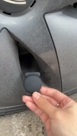 Pequeño rastreador para seguridad auto #TikTokMadeMeBuyIt #spotlightfinds #try18172tts6420Exm 