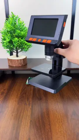 Review kính hiển vi 1000x soi rõ mọi thứ Thế giới vi mô hiện ra sống động đến không ngờ dưới ống kính 1000x! Cùng xem những vật quen thuộc hàng ngày như giọt nước, sợi tóc hay cánh côn trùng trông sẽ 