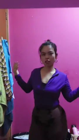 လက်ကျန်လေး တစ်ပုဒ် ကျန်နေလို့...တင်လက်ပီ..ကတော့ကတာပဲ ဘာတွေကမှန်းသိဖူး😬😬@🇲🇲 Nay Yee 🇸🇬 @I miss you too @🇸🇬Cxit Cxit🇸🇬 