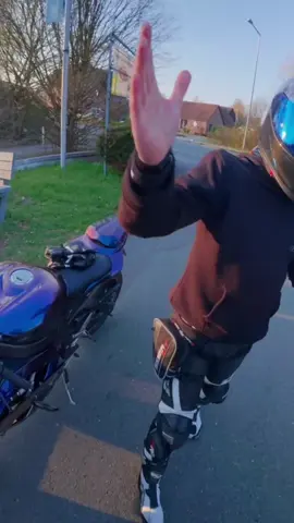 Das ist was ich nachts mache.. #biker #bike #motorcycle #nightride #bikerboy 