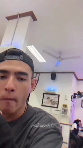 Harry sebenernya pro banget main tiktok soalnya nevy juga masih nanya ke Harry 🫵🏻😎 #harryvaughan #harryvghn #hv #harry #fyp 