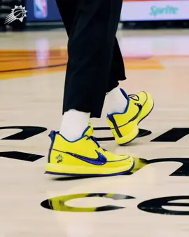 Devin Booker debuted a new “Gus Macker” Nike Book 2 PE inspired by the streetball tournament he played in as a child in Michigan 🏀🔥  #devinbooker #nike #book2 #gusmacker #michigan