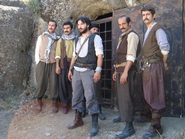 اغنية مسلسل الارض طيبه