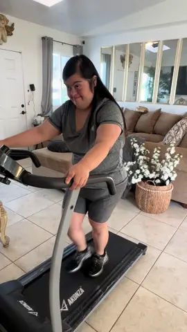 Anda con toda la actitud 😜#salud #ejercicio #humortiktok #videoviral 