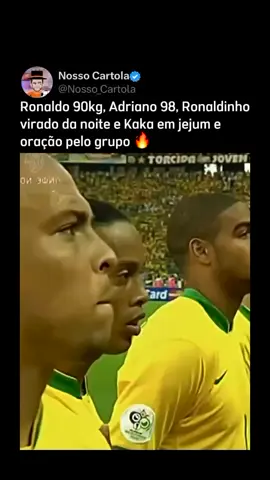 Era uma geração única. Diferente em estilos, em personalidades, até em rotinas — mas absolutamente unida pelo talento. Com a camisa da Seleção Brasileira de Futebol, nomes como Ronaldo Nazário, Adriano Imperador, Ronaldinho Gaúcho e Kaká representavam mais do que um time — representavam a essência do futebol brasileiro. Ronaldo era a definição de eficiência e instinto. Adriano, força e imposição. Ronaldinho, criatividade e alegria. Kaká, elegância e inteligência. Diferentes entre si, mas complementares dentro de campo. Quando estavam juntos, o jogo ganhava outro ritmo. Não era apenas sobre vencer, era sobre como vencer. Era futebol jogado com identidade, com personalidade e com uma naturalidade que impressionava o mundo. A torcida não esperava apenas resultados. Esperava espetáculo. Porque sabia que, a qualquer momento, algo extraordinário podia acontecer. E quase sempre acontecia. Foi uma época em que o Brasil não entrava em campo apenas como favorito — entrava como referência. Um time que unia talento, história e respeito. Hoje, fica a lembrança. Porque quem viu aquela geração jogar… viu o futebol brasileiro em sua forma mais completa. ⚽🇧🇷✨ . . . #futebol #ronaldo #ronaldinho