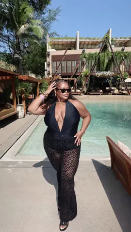 I love vacation, I wanna be a vacation🏝️ Which look was your favorite?  #vacationoutfits #thailand #plussizevacation #plussizevacationoutfit