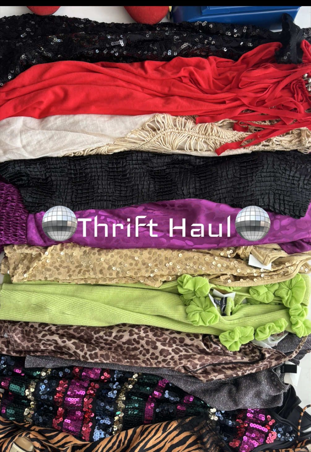 Thrift haul of my new summer wardrobe 🪩☀️🦓🪞🛒🫟🛍️ #thifting #summerwardrobe #shoppingonabudget #sequin #shopwithme 