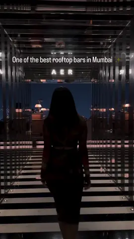 Why is no one talking about one of the best rooftop bars i’ve ever been in India🤌🥂🥀 Comment below if you want me to share more of such videos ✨🥰 . . . . @fsmumbai @aermumbai #reels #mumbai #fyp #explore #india 