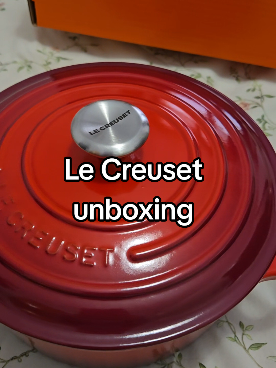 Le Creuset Cocotte  22 cm. #lecreuset #cocotte #unboxing 