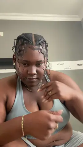 i haddd to do my songgg like this my song fr fr 😂😂 i get in this mode lol #signlanguage #blackgirl #interpreter #coda #fyp 