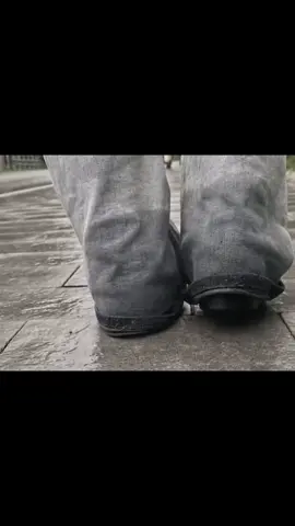 wet jeans #fyp #recommendations #fypシ゚ #fyppppppppppppppppppppppp #foryou 