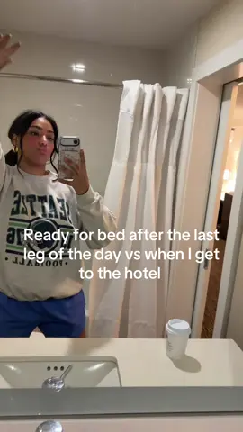 I swear I get a second win the second I opened the door to my hotel room ##flightattendant##flightattendanttiktok##cabincrew##flightattendantlife