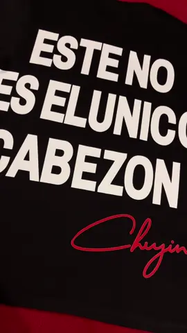 Qué rollo mi gente 🔥   Diseño de Chuyin de Fuerza Regida 💯   El diseño está duro y el estilo ni se diga 🖤   Perfecta pa’ salir, pa’ el diario o pa’ armar el outfit bien bélico 😮‍🔥   Hacemos envíos a todo México 🇲🇽   No se queden sin la suya porque vuelan 👀   Puro estilo, puro flow… ya se la saben.  #playeraspersonalizadas #emprendimiento #chuyin #fuerzaregida #fyp 