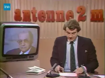 Ferhat Abbas en interview rare sur Antenne 2 (années 80) #ferhatabbas #mémoire #archives #tiktokdz🇩🇿 