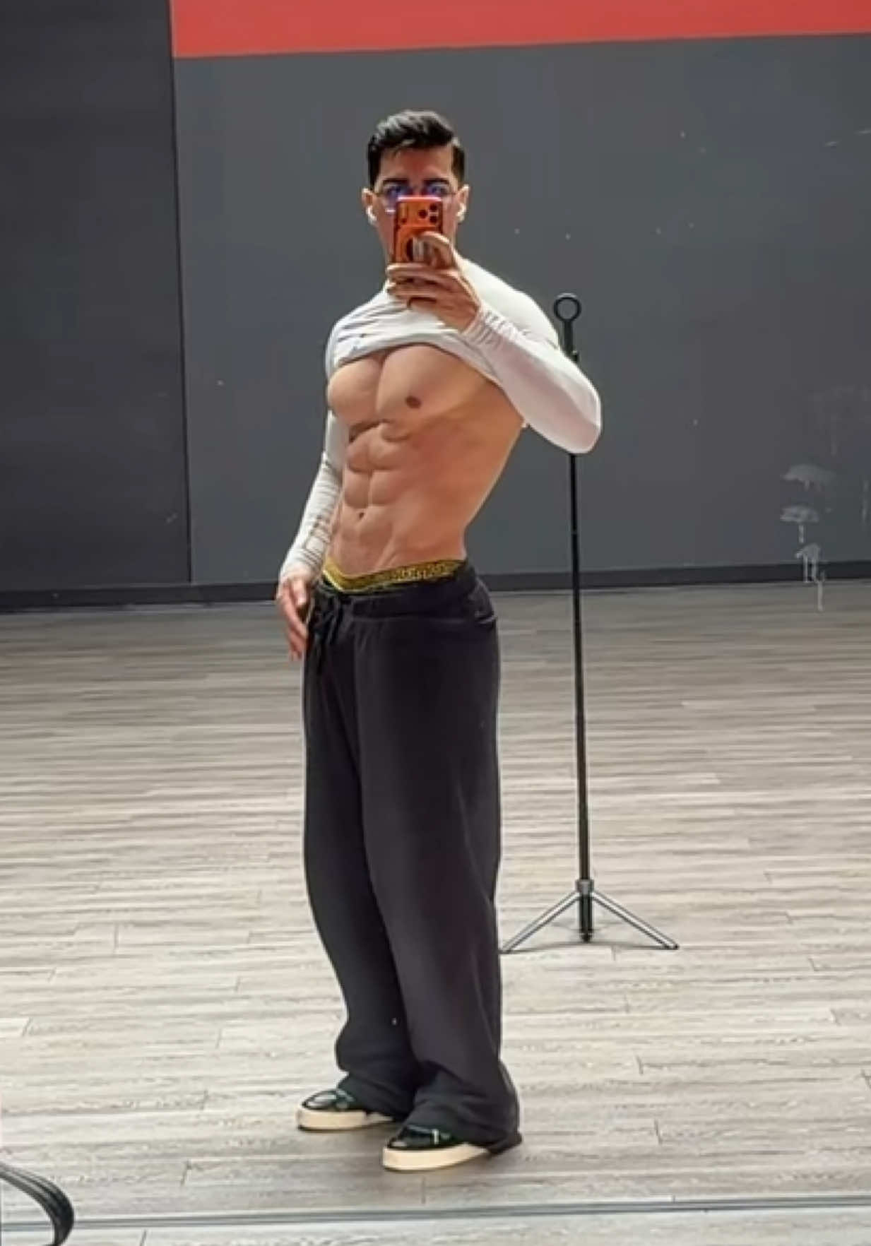 Full abs workout #fullabsworkout #absworkout #fypシ #afghantiktok #هزاره_ازبک_تاجک_پشتون_ترکمن_🇦🇫 
