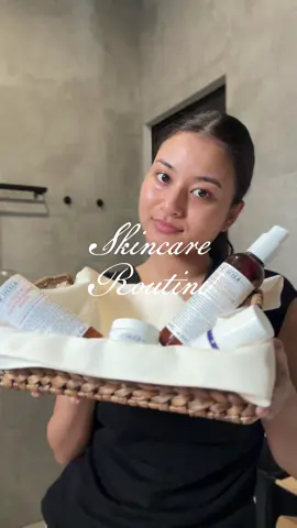 post shower routine with @Kiehl’s Indonesia shop their Payday Deals on tiktok shop, get a facial at Kiehl’s store with any purchase, and top senders win a Nespresso set! #kiehlsid #trustkiehls #kiehlsretinol #ultrafacialcream 