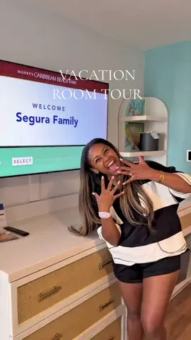 Home for the next few days🥰 it’s giving ISLAND vibes🏝️🐠🐭 @Disney Parks @Disney #lexandco #traveltok #disneyworld #happyfamily #RoomTour 