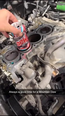 #bluecollar #mechanic #mechaniclife #mountaindew 