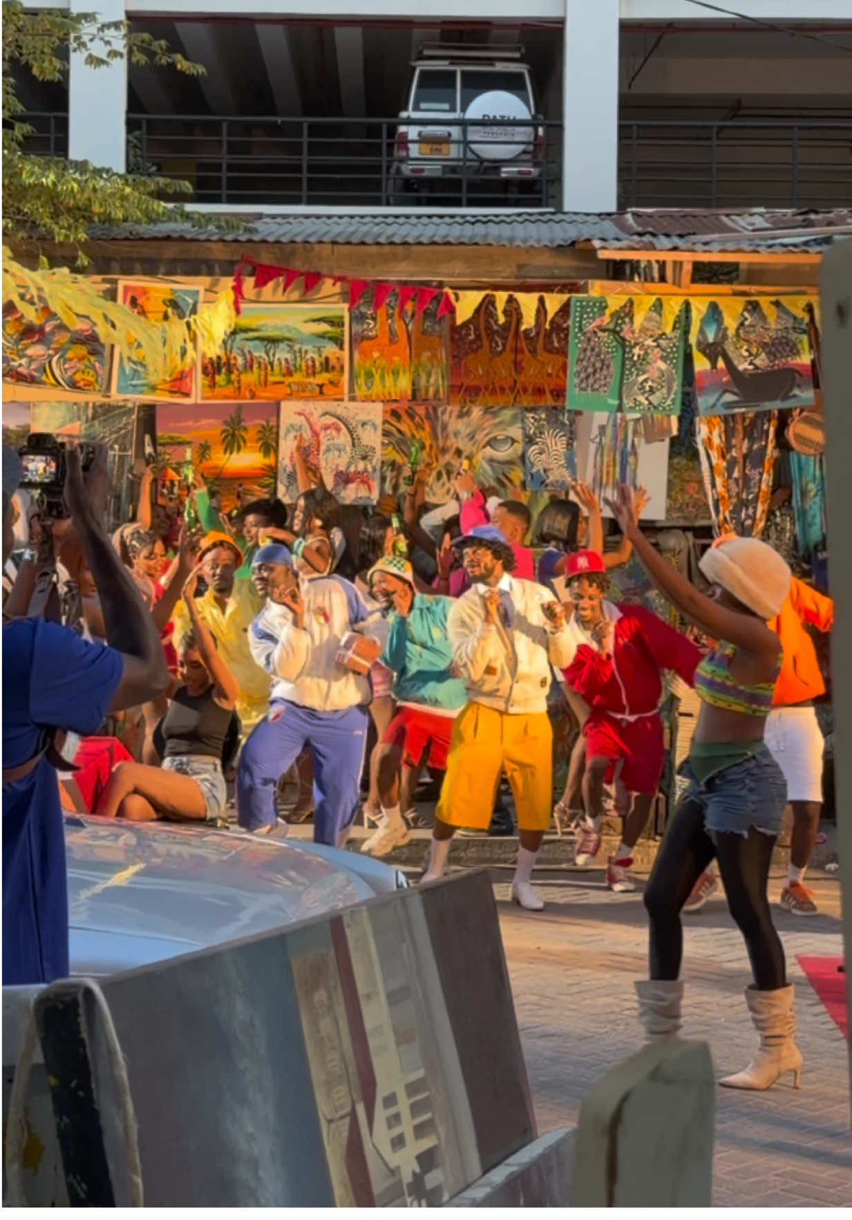 The vibe started from the Location #Wasafi #HappyDP #DiamondPlatnumz 