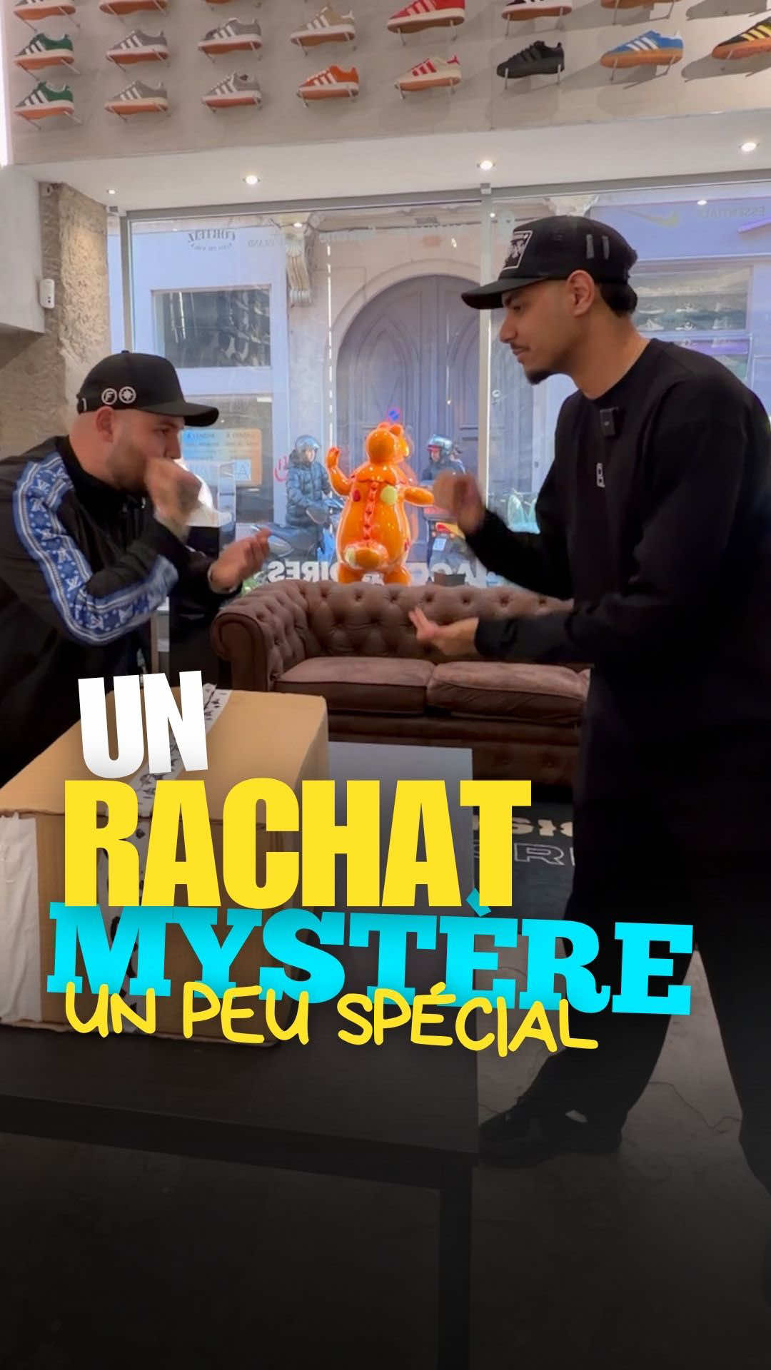 RACHAT MYSTÈRE un peu spécial 🚨 Pour participer au concours commente avec ta taille et identifie deux potes!🥳👥 🔗dimension-stores.com #rachat #sneakers #sneakersaddict