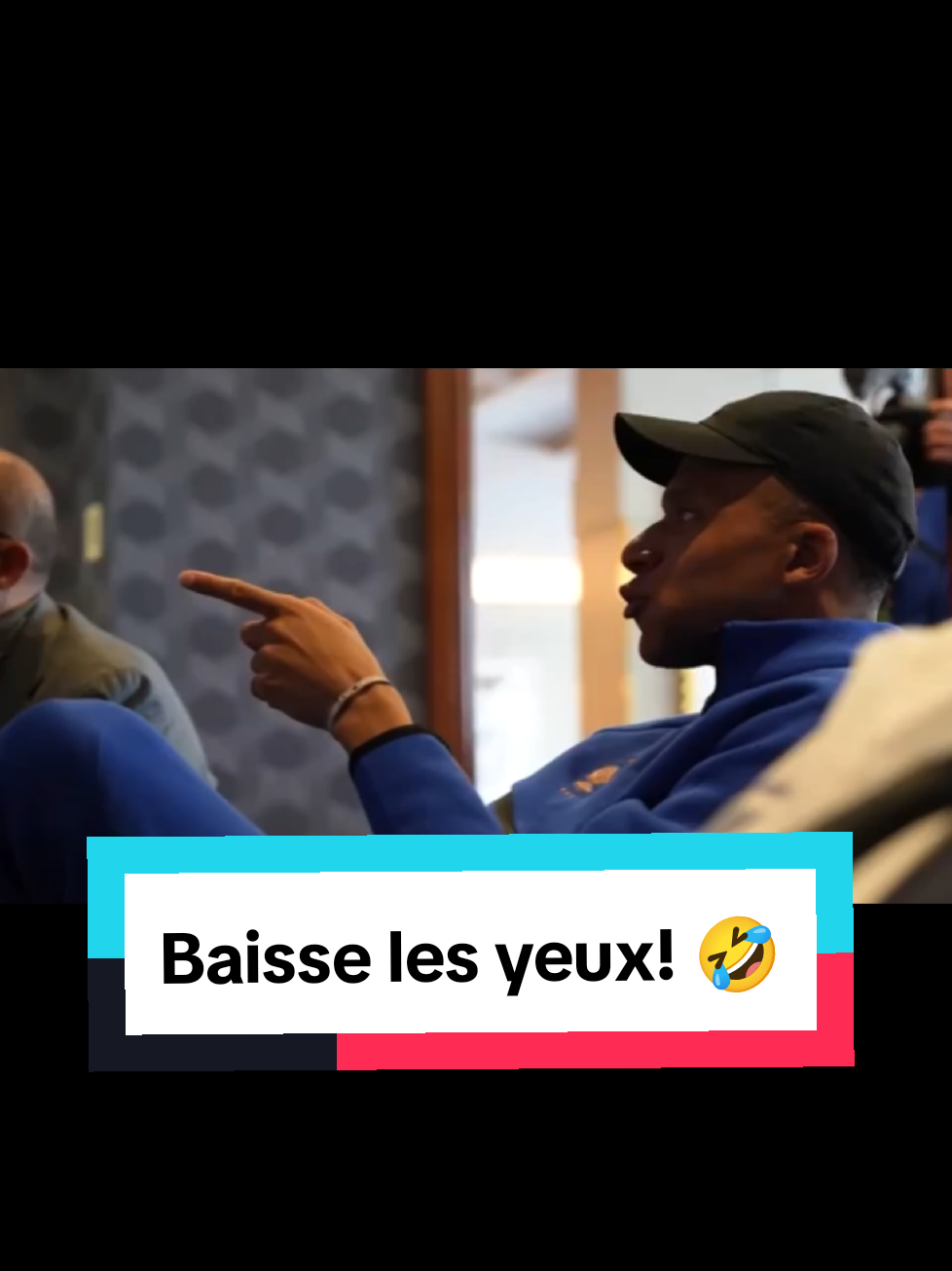 France 🇫🇷 vs Brésil 🇧🇷 : Mbappé énervé ! 😱🤣 #football #humour #parodie #equipedefrance #mbappe 