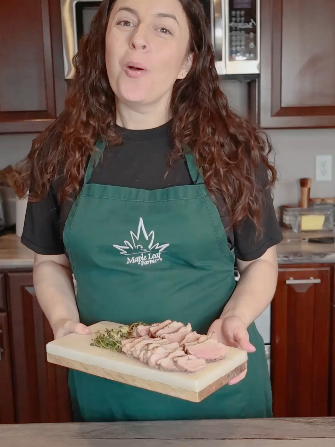 Cooking with Liv is bringing you Sous Vide Duck Breast on today's episode! This simple and delicious recipe only takes about 75 minutes to make.🤩
