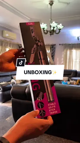 Unbox my new tripod with me.✨ If you're still contemplating between the C08 & K29 tripod, I highly recommend the C08 tripod.✨  I love the C08 tripod so much, the TikTok girlies didn’t lie 💗 #c08tripod #unboxing #tripodreview #contenttools #tripodrecommendations  