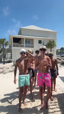 beach bros #dance #trending #viralvideo #fyp #gulfshores @Levi 👨‍🦯‍➡️ @Chase Pond @bradyshadix @Dre @John Henry @C3💫 
