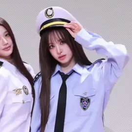 dare I say she mogged wonyoung? #Liz #fypdong #GlowUp #zilo #iluvue 