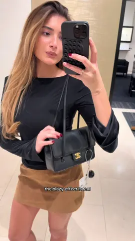 between Carolyn Bessette energy & the Blazy effect 🖤